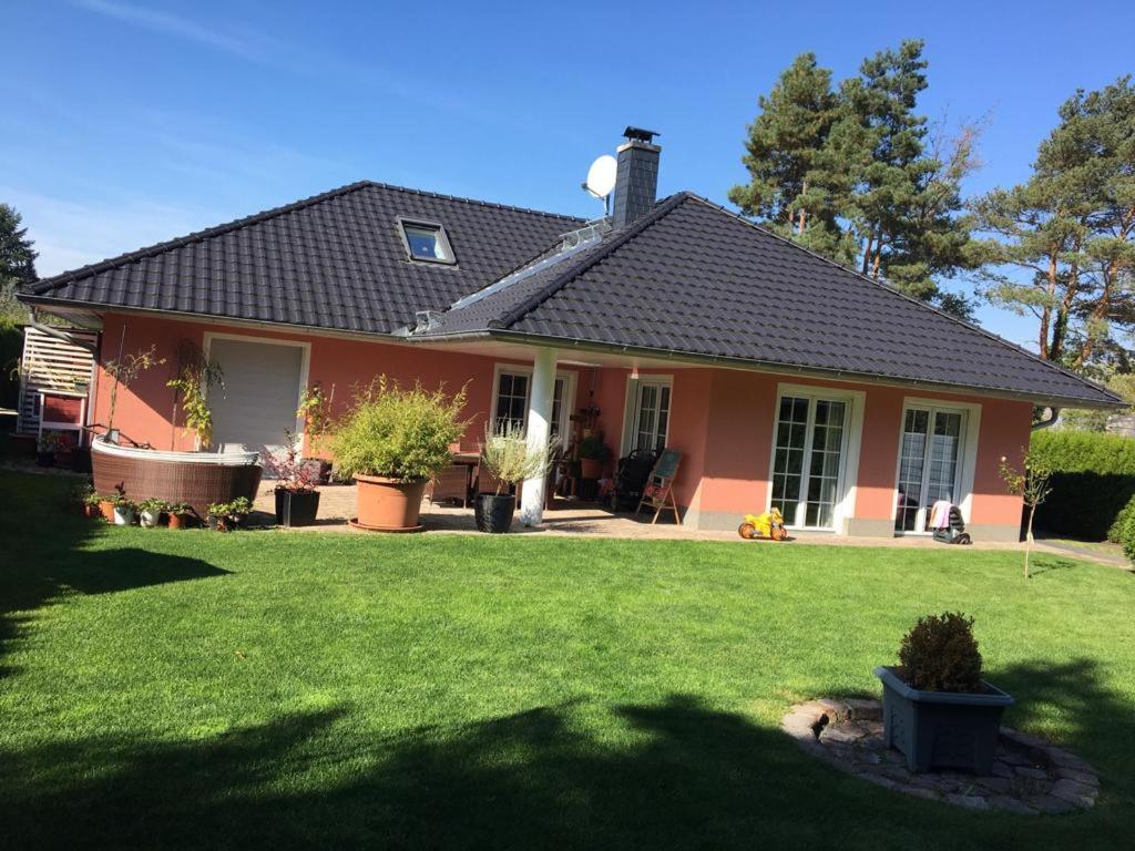 Seeliebe Mit Sauna Und Nur 50 Mtr. Bis Zum Strand Зенфтенберг Екстер'єр фото